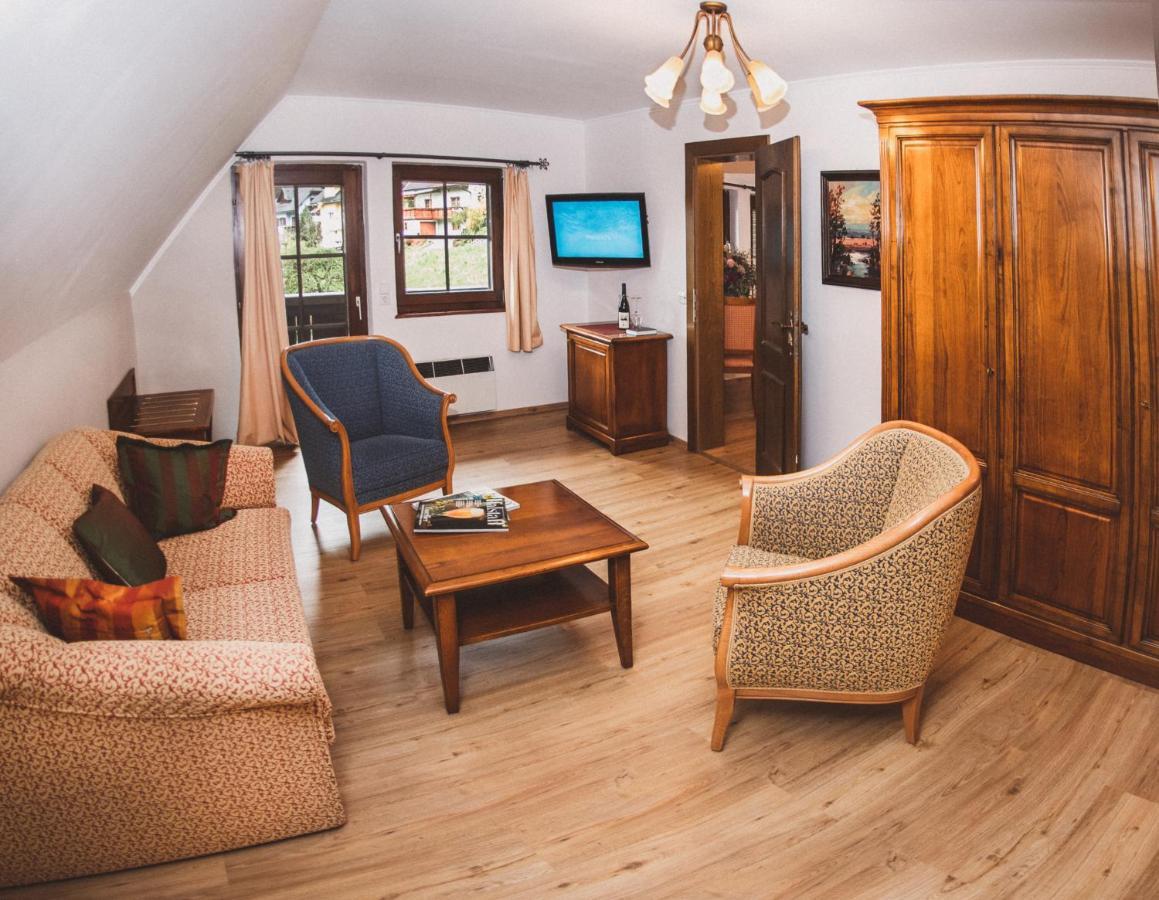 Landhotel Neugebauer Löllinggraben Exteriör bild