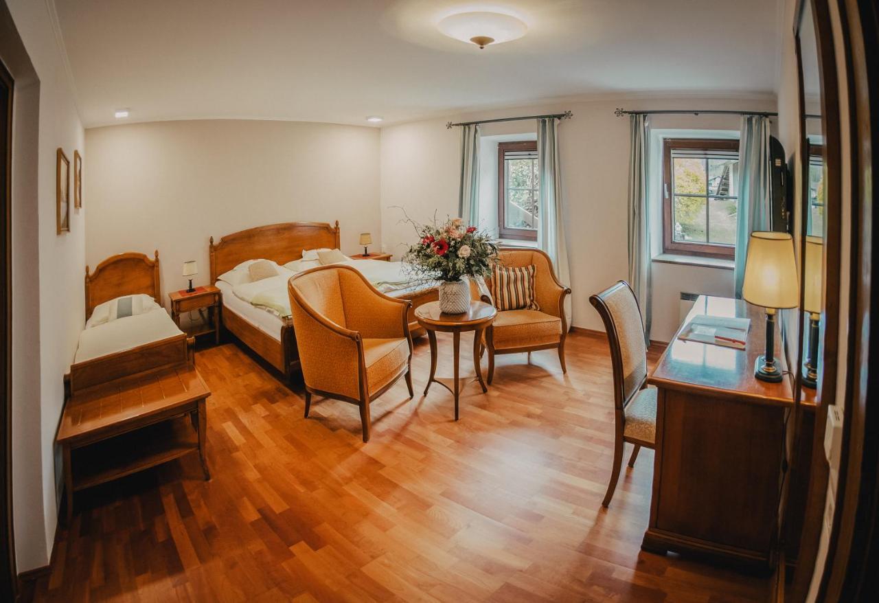 Landhotel Neugebauer Löllinggraben Exteriör bild